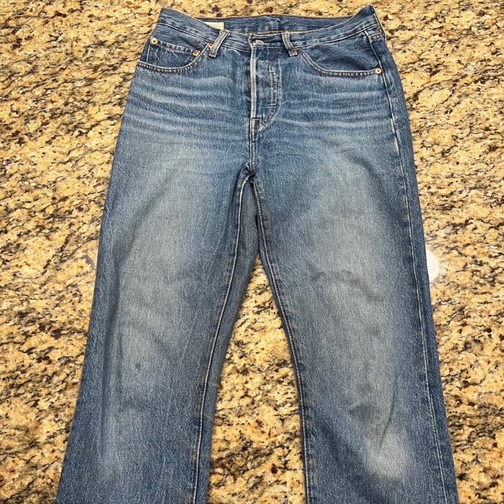 Levis‎ Premium 501 Original Fit Straight Leg Jeans Medium Wash 26x30 Button Fly